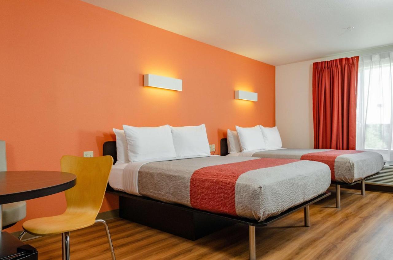 Hotel 6-livingston, Ca - Merced County