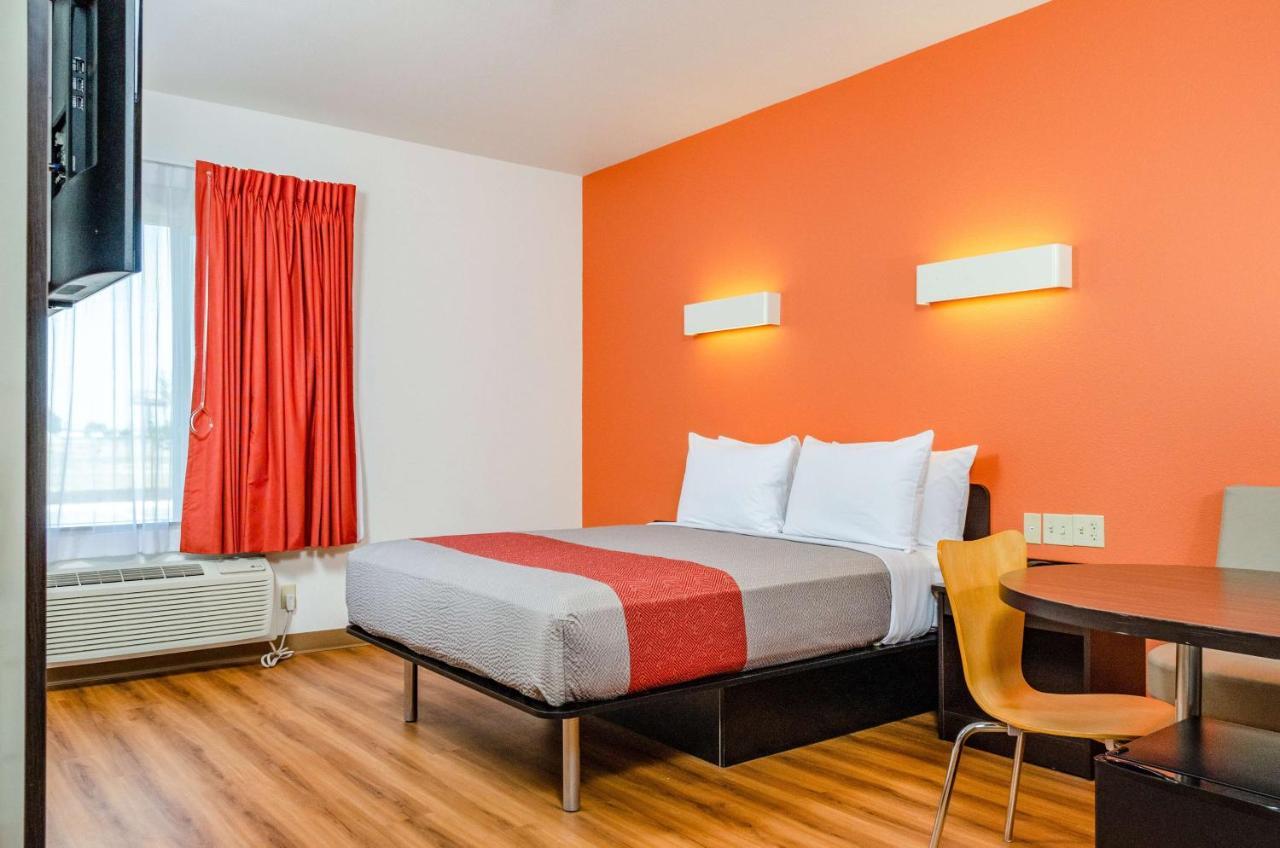 Hotel 6-livingston, Ca - Merced County 2*